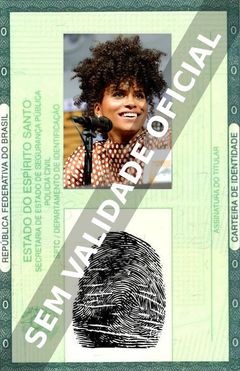 Imagem hipotética representando a carteira de identidade de Zazie Beetz