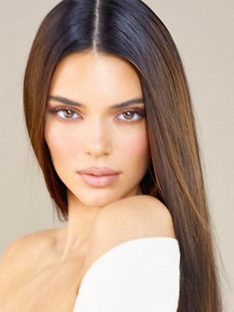 Clique para saber idade, peso, altura, etc de Kendall Jenner. Foto de Kendall Jenner