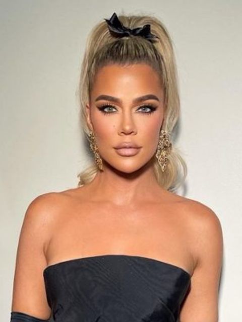 Clique para saber idade, peso, altura, etc de Khloé Kardashian. Foto de Khloé Kardashian