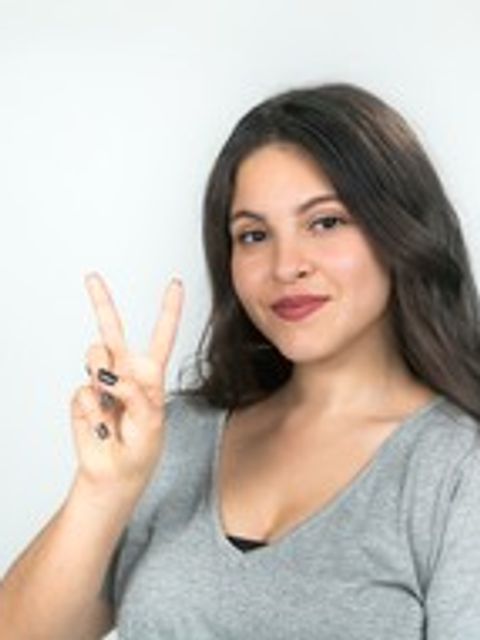 Clique para saber idade, peso, altura, etc de Lawany. Foto de Lawany