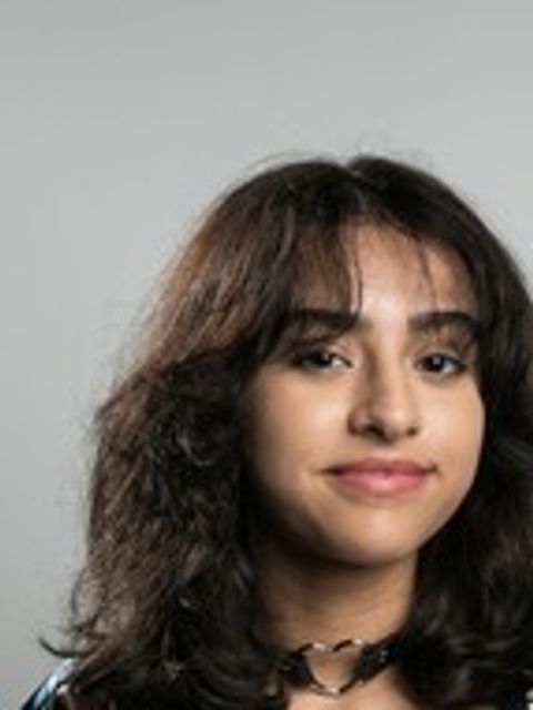 Clique para saber idade, peso, altura, etc de Luana Mello. Foto de Luana Mello