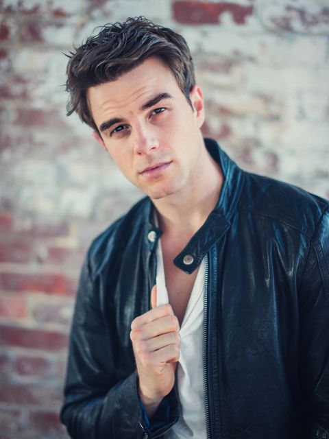 Nathaniel Buzolic Foto de Nathaniel Buzolic