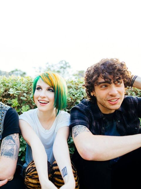 Clique para saber idade, peso, altura, etc de Paramore. Foto de Paramore