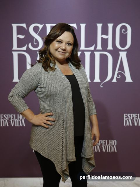 [Renata Tobelem] Biografia, Altura, Idade, Aniversário e Signo